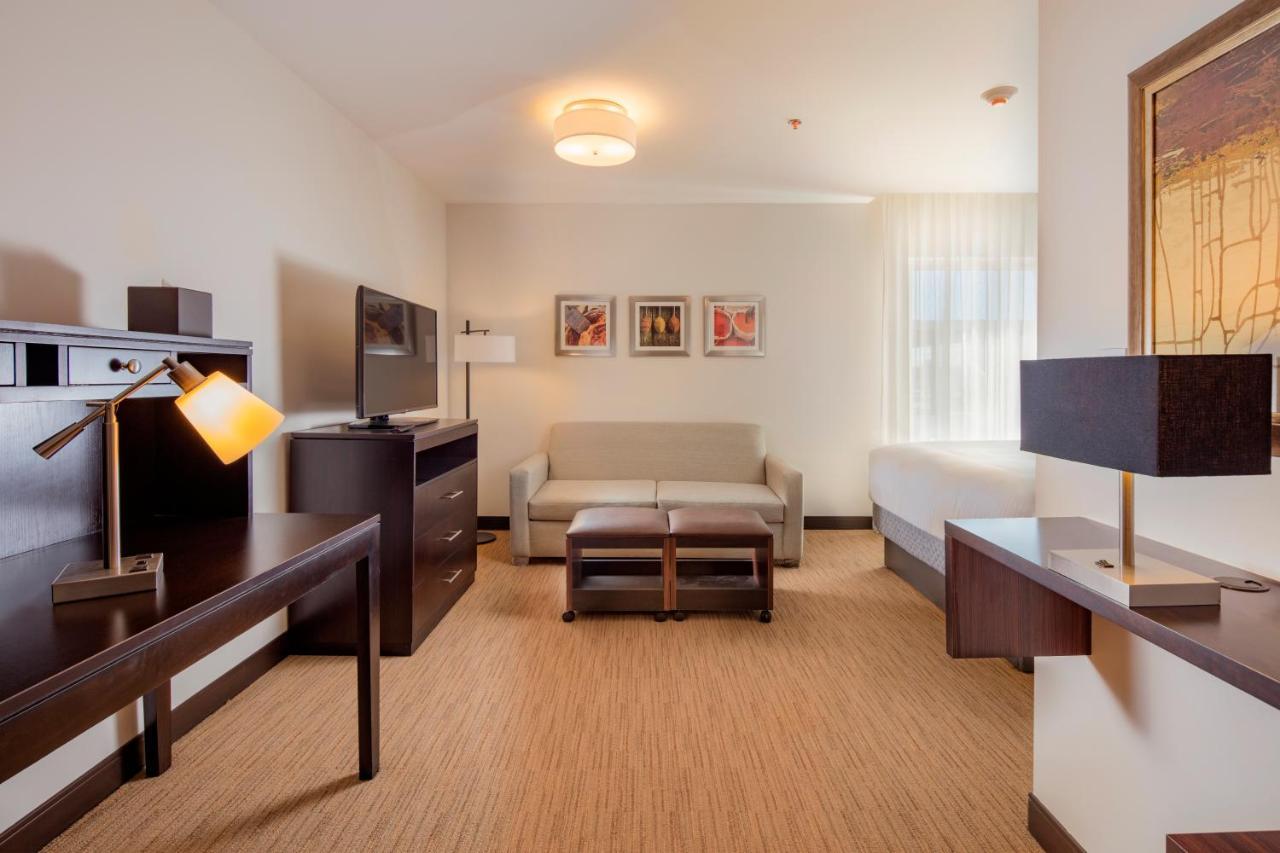 Staybridge Suites - Saltillo By Ihg Eksteriør bilde