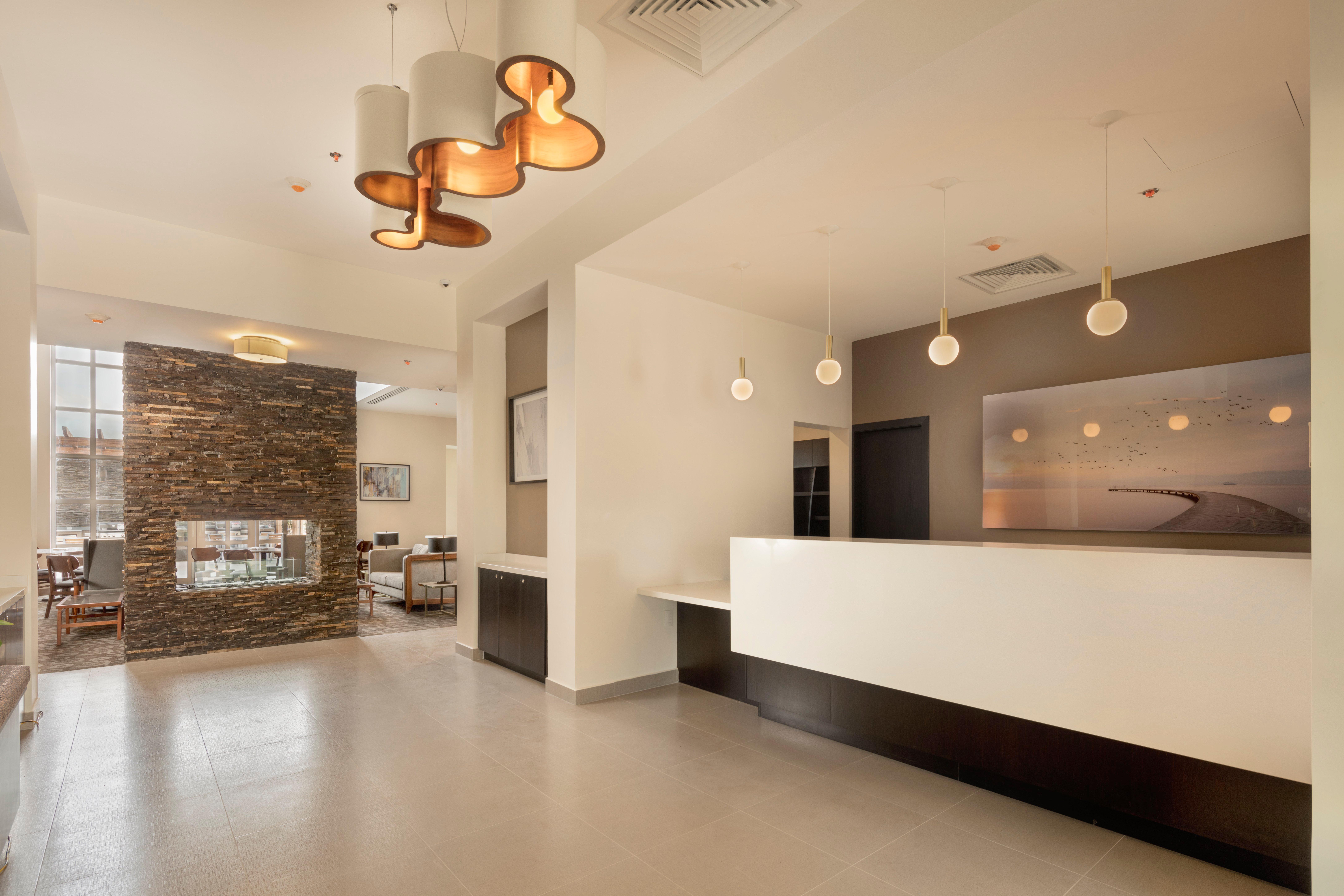 Staybridge Suites - Saltillo By Ihg Eksteriør bilde